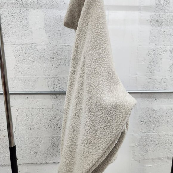 NWT Blogilates Women's Campfire Fleece Full Zip Jacket - Light Taupe XL - Picture 4 of 12